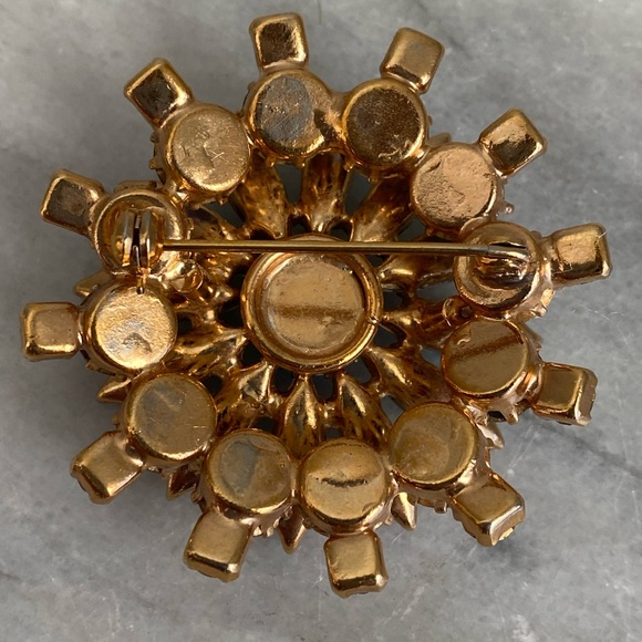 Vintage Crystal Brooch - Aurora Borealis - Picture 5 of 5